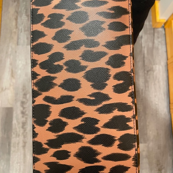 New Kate Spade Schuyler Medium Dome Satchel Spotted Animal Print - Picture 5 of 6